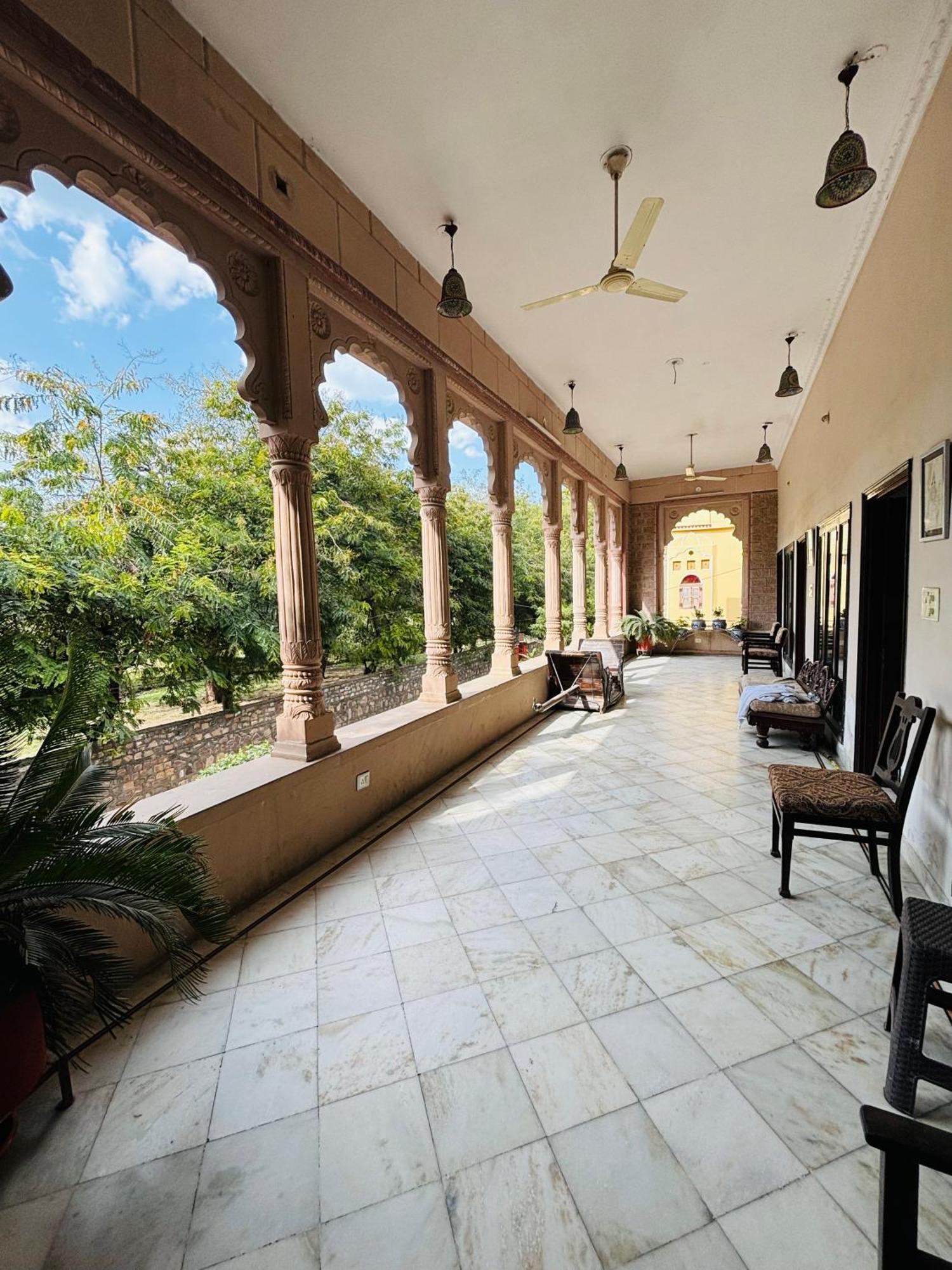 Hotel Karan Villas Kota  Extérieur photo