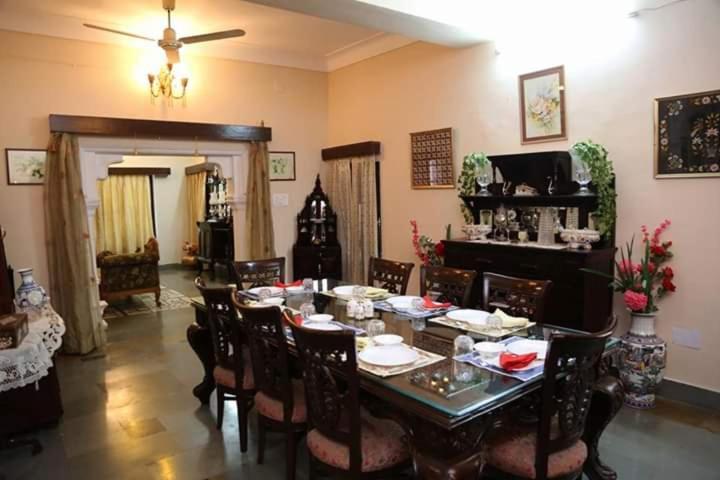 Hotel Karan Villas Kota  Extérieur photo
