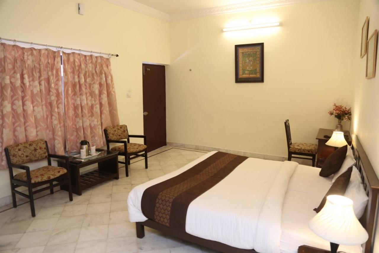 Hotel Karan Villas Kota  Extérieur photo