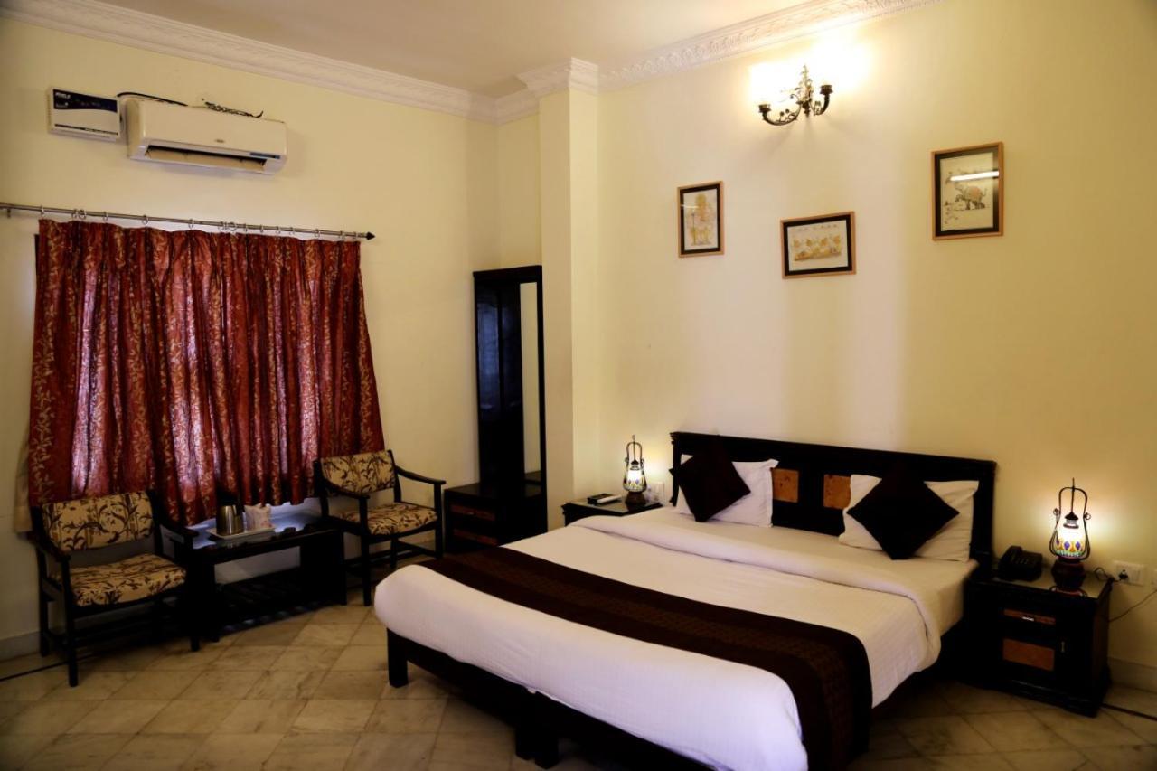 Hotel Karan Villas Kota  Extérieur photo
