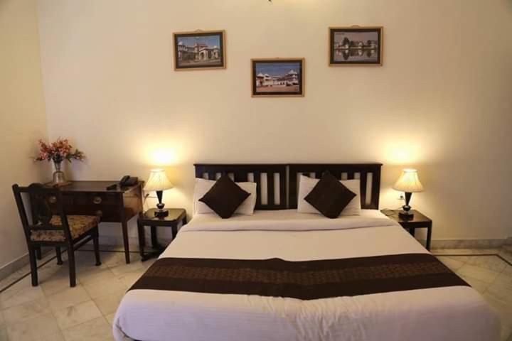 Hotel Karan Villas Kota  Extérieur photo